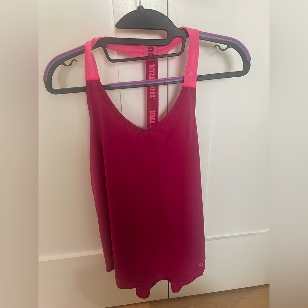 Women’s Nike Dri-FIT Fuchsia Athletic Tank top “JUST DO IT” size M